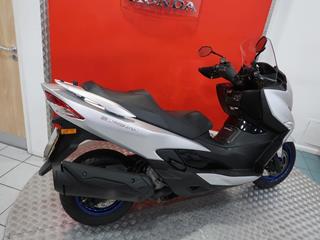 SUZUKI BURGMAN 400 