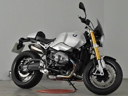 BMW R NINE T