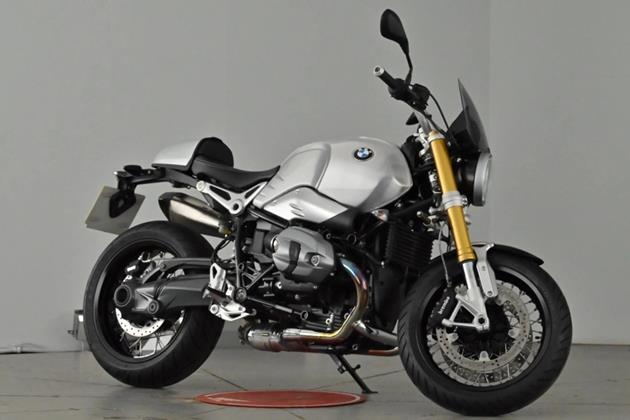 BMW R NINE T