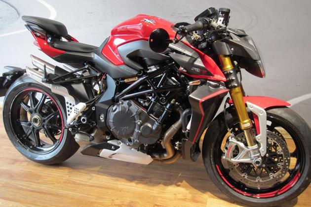 MV-AGUSTA BRUTALE 1000 RR