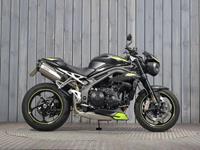 TRIUMPH SPEED TRIPLE 1050 RS