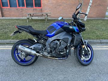 YAMAHA MT-10