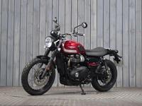 TRIUMPH STREET SCRAMBLER