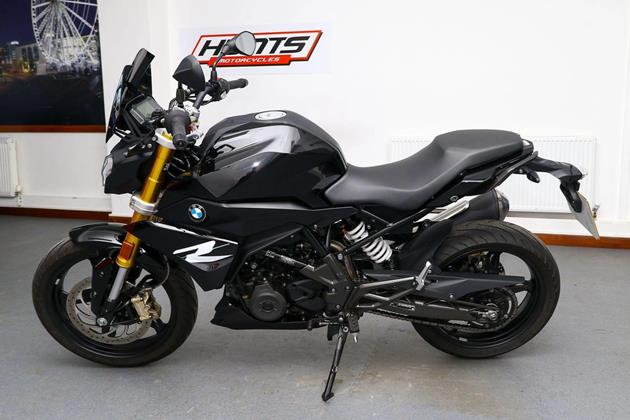 BMW G310R