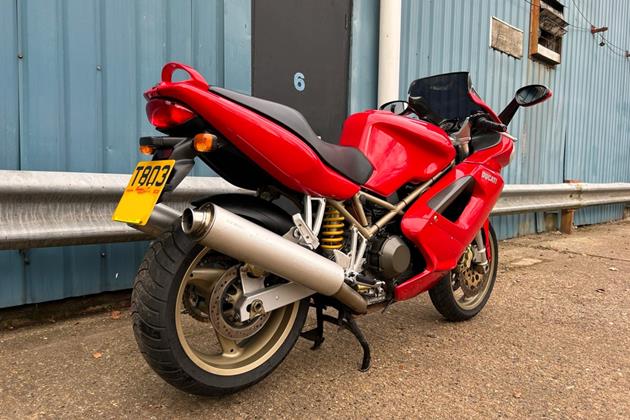 DUCATI ST2