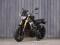 YAMAHA MT-09