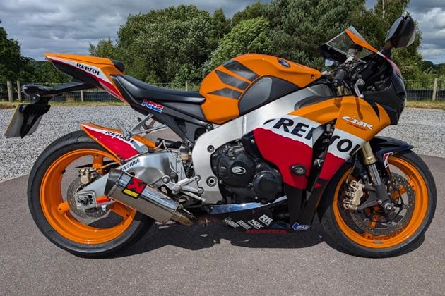 HONDA CBR1000RR FIREBLADE