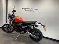 TRIUMPH SCRAMBLER 1200