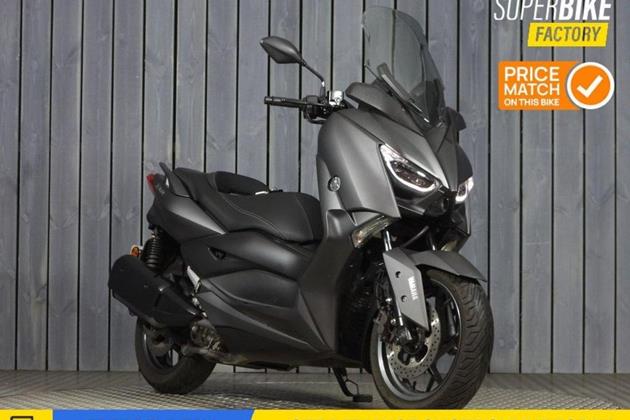 YAMAHA XMAX 300