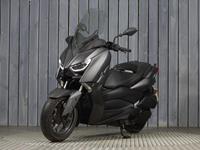 YAMAHA XMAX 300