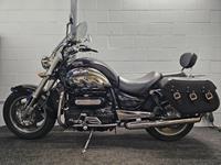 TRIUMPH ROCKET III CLASSIC