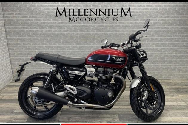 TRIUMPH SPEED TWIN 1200