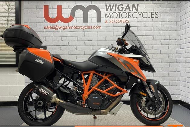 KTM 1290 SUPERDUKE GT