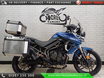 TRIUMPH TIGER 800 XR