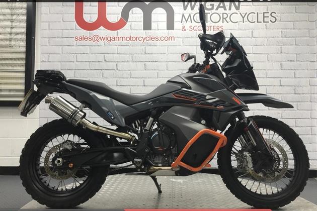 KTM 890 ADVENTURE