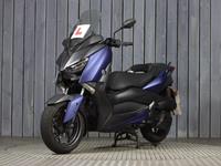 YAMAHA XMAX 125