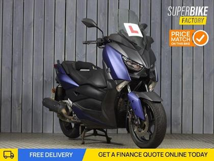 YAMAHA XMAX 125