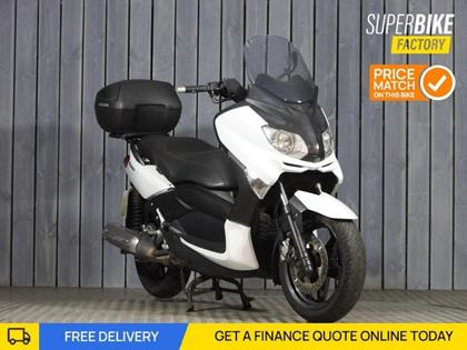 YAMAHA XMAX 250