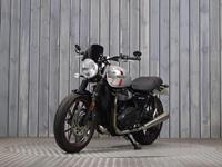 TRIUMPH STREET TWIN