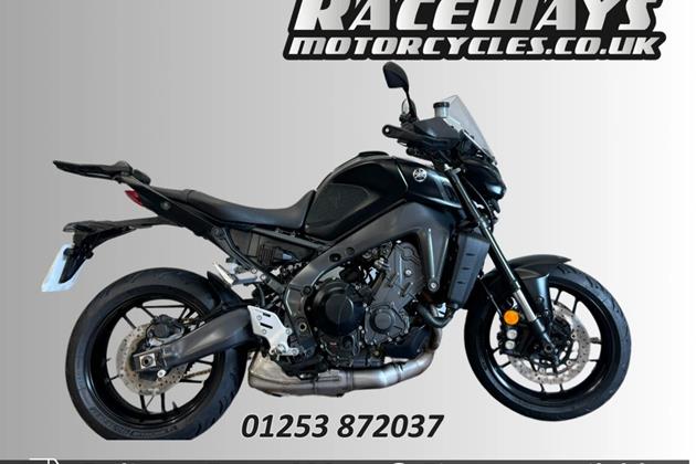 YAMAHA MT-09