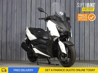 YAMAHA XMAX 300 