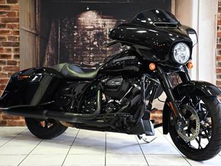 HARLEY-DAVIDSON STREET GLIDE 