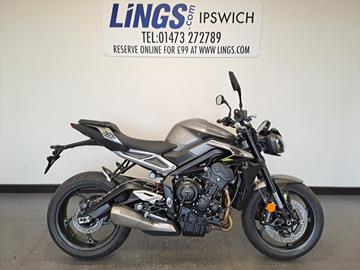 TRIUMPH STREET TRIPLE 765 R