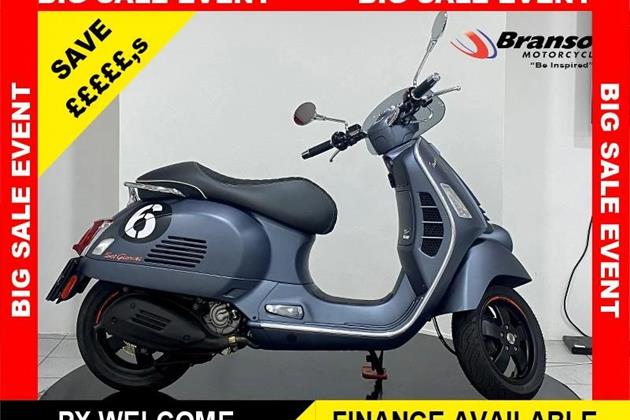 PIAGGIO VESPA GTV300