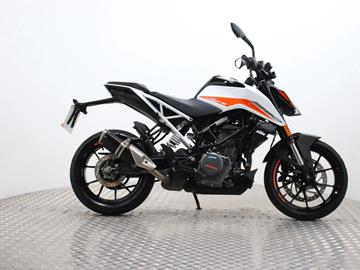 KTM 390 DUKE