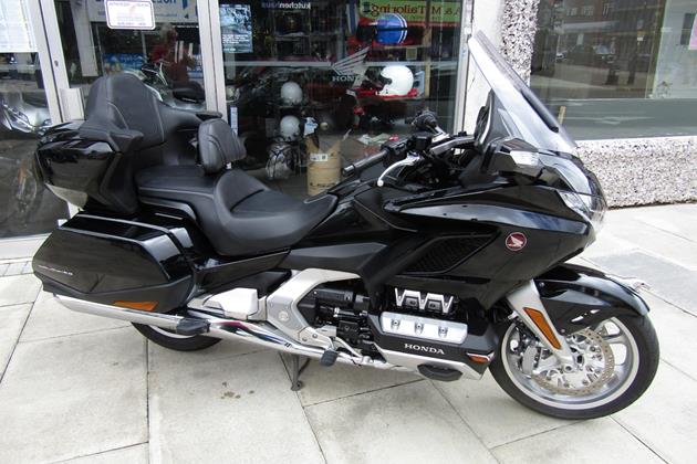 HONDA GL1800 GOLDWING