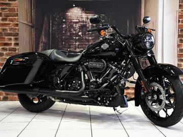 HARLEY-DAVIDSON ROAD KING