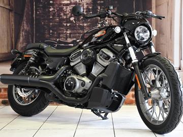 HARLEY-DAVIDSON NIGHTSTER 975