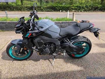 YAMAHA MT-10