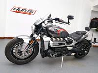 TRIUMPH ROCKET III GT