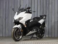 YAMAHA TMAX 530