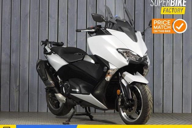 YAMAHA TMAX 530