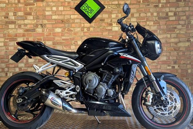 TRIUMPH STREET TRIPLE 765 RS