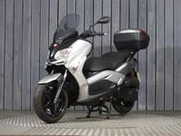 YAMAHA XMAX 250