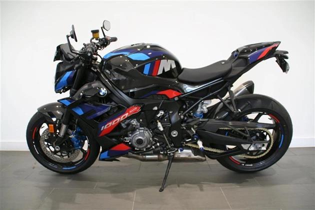 BMW M1000RR