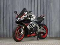 APRILIA RSV4