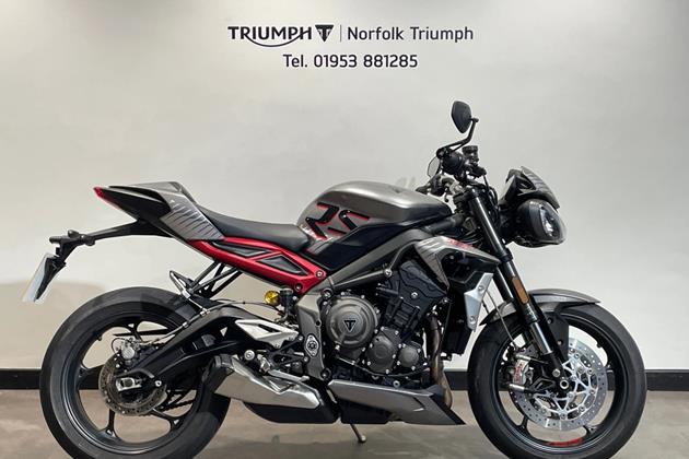 TRIUMPH STREET TRIPLE 765 RS