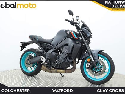 YAMAHA MT-09