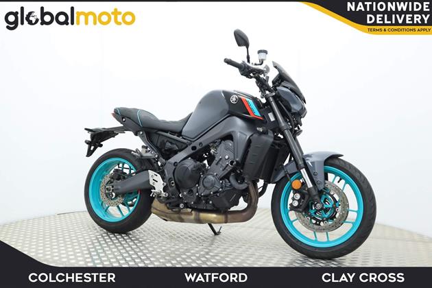 YAMAHA MT-09