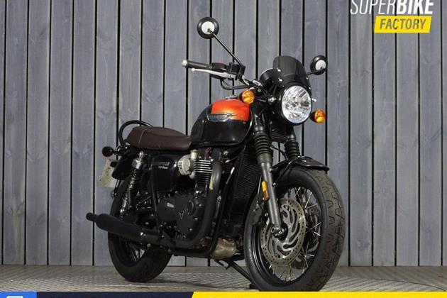 TRIUMPH BONNEVILLE T120 BLACK