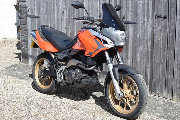 APRILIA PEGASO 650