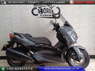 YAMAHA XMAX 300 