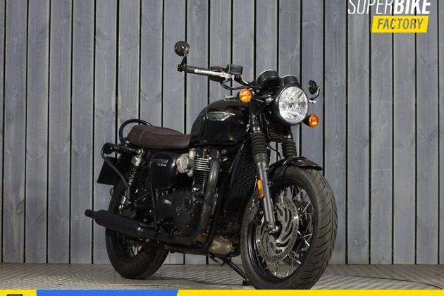 TRIUMPH BONNEVILLE T120 BLACK