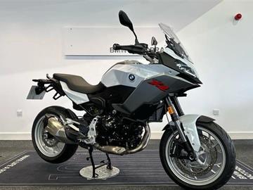 BMW F900XR