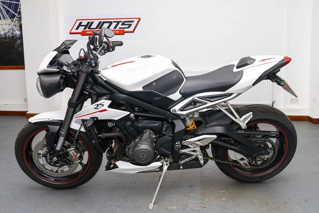 TRIUMPH STREET TRIPLE 765 RS