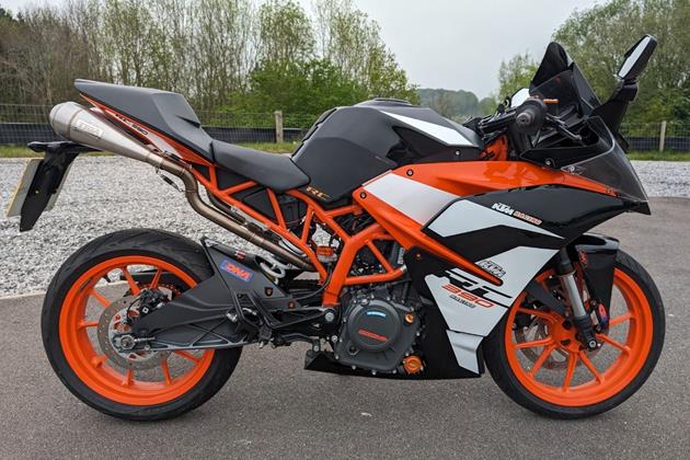 KTM RC390